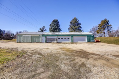 Rock River Golf and Supper Club. Turn key business. Great on Rock River Country Club in Illinois - for sale on GolfHomes.com, golf home, golf lot