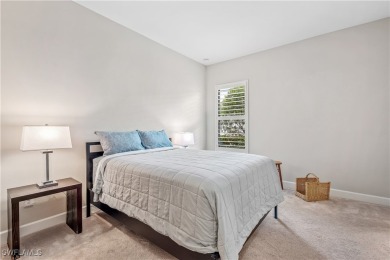 ARE YOU LOOKING FOR A SPACIOUS, QUALITY-BUILT HOME ON A PRIME on River Hall Country Club in Florida - for sale on GolfHomes.com, golf home, golf lot