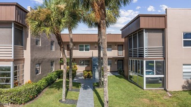 Charming 2-Bedroom, 2-Bathroom Condo in Kings Point, Delray on Kings Point Golf -Flanders Way in Florida - for sale on GolfHomes.com, golf home, golf lot