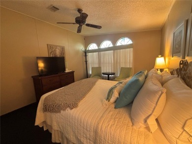 Welcome to Zellwood Station a highly sought after 55+ golf on Zellwood Station Country Club in Florida - for sale on GolfHomes.com, golf home, golf lot