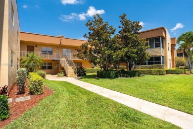 Welcome to Kings Point! This well-kept 1st-floor corner condo on Kings Point Golf -Flanders Way in Florida - for sale on GolfHomes.com, golf home, golf lot