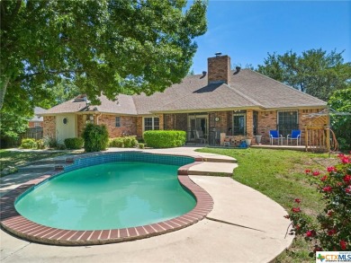 LOCATION IS THE WORD HERE!  HOLE IN ONE!  An affordable home on Stonetree Golf Club in Texas - for sale on GolfHomes.com, golf home, golf lot