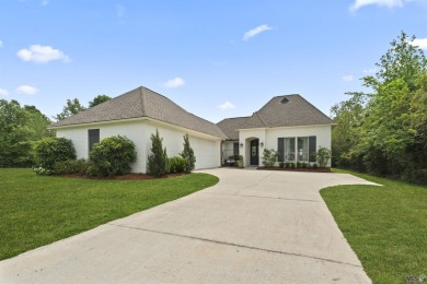 Nestled at the tranquil end of Beaver Creek subdivision, this on Beaver Creek Golf Club in Louisiana - for sale on GolfHomes.com, golf home, golf lot