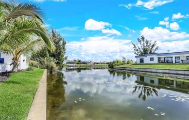 TURNKEY INVESTMENT OPPORTUNITY! Experience Southwest Florida on Palmetto-Pine Country Club in Florida - for sale on GolfHomes.com, golf home, golf lot