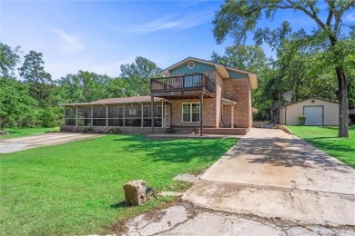 Fall in love with lakeview living in this spacious 2638 sq ft, 5 on Hilltop Lakes Resort Golf Club in Texas - for sale on GolfHomes.com, golf home, golf lot