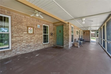 Fall in love with lakeview living in this spacious 2638 sq ft, 5 on Hilltop Lakes Resort Golf Club in Texas - for sale on GolfHomes.com, golf home, golf lot