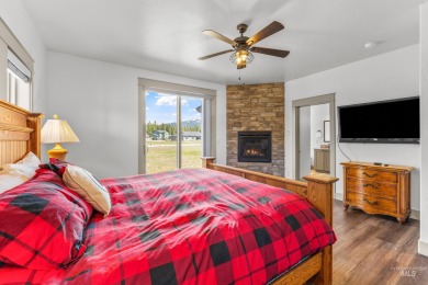 This 3,260 sq ft 4-bedroom, 2.5-bathroom home with a bonus room on McCall Municipal Golf Course in Idaho - for sale on GolfHomes.com, golf home, golf lot