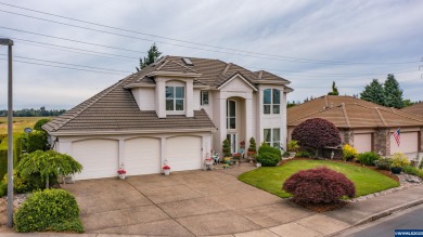 OPEN HOUSE 7/1/23 @ 11-2! McNary Estates home overlooking the on McNary Golf Club in Oregon - for sale on GolfHomes.com, golf home, golf lot