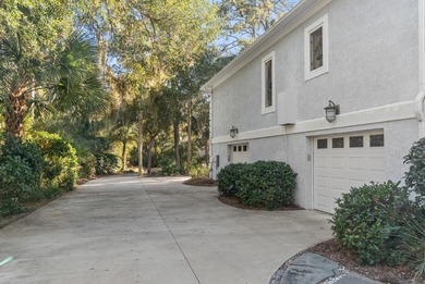 Enjoy one floor living in this light, bright & gracious Seabrook on The Seabrook Island Club in South Carolina - for sale on GolfHomes.com, golf home, golf lot