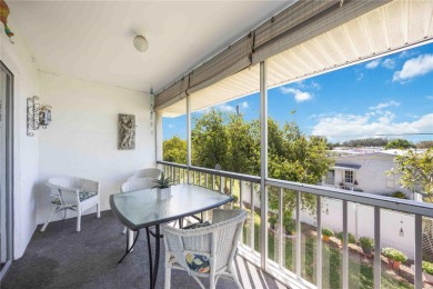 Exceptional Value in the Heart of Bradenton!  Welcome to on Heather Hills Golf Course in Florida - for sale on GolfHomes.com, golf home, golf lot