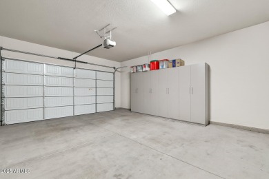 Beautiful 2 Bed + Den, 2 Bath home in the prestigious Prescott on Prescott Lakes Golf and Country Club in Arizona - for sale on GolfHomes.com, golf home, golf lot