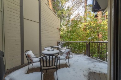 Gorgeous remodeled townhome comes completely furnished and on Forest Meadows Golf Course in California - for sale on GolfHomes.com, golf home, golf lot