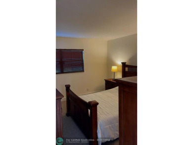 Welcome to this charming 2 bedrooms and 2 full bathrooms. first on Kings Point Golf -Flanders Way in Florida - for sale on GolfHomes.com, golf home, golf lot