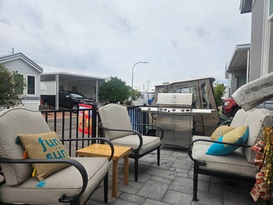 This super spacious 1BD 2BA home features a large Arizona room on Viewpoint Golf Resort in Arizona - for sale on GolfHomes.com, golf home, golf lot