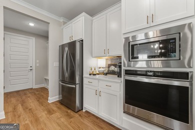 Welcome to Harbor Club at Lake Oconee, one of the area's most on Harbor Club Golf and Country Club in Georgia - for sale on GolfHomes.com, golf home, golf lot