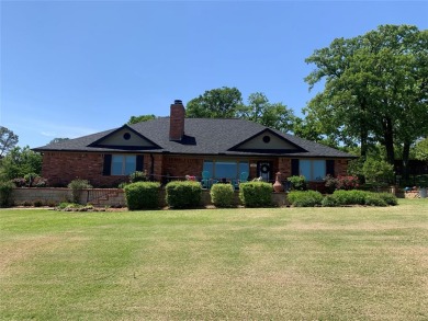 Beautiful totally remodeled home with awesome lake views on Lake Kiowa Golf Course in Texas - for sale on GolfHomes.com, golf home, golf lot