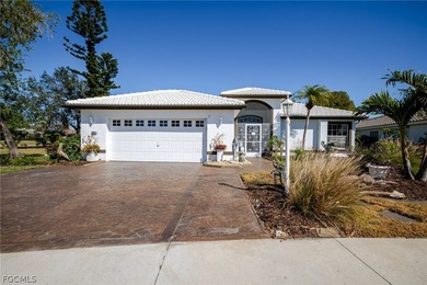 This Villa Real model home is just perfect as your full-time on Herons Glen Golf and Country Club in Florida - for sale on GolfHomes.com, golf home, golf lot