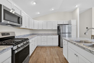 FANTASTIC 2/2 Opal Patio Villa featuring an INTERIOR LAUNDRY on Pennbrooke Fairways in Florida - for sale on GolfHomes.com, golf home, golf lot