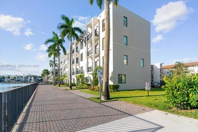 Gorgeous first floor 2 bedroom 2 bath apartment in the most on Doral Golf Resort in Florida - for sale on GolfHomes.com, golf home, golf lot