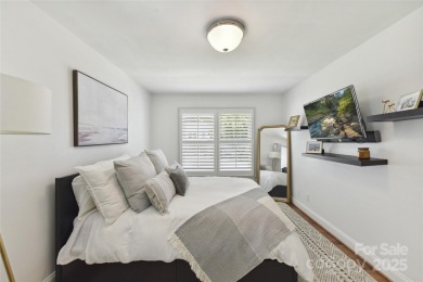 Spectacular Sunsets and Panoramic views of Lake Wylie's main on Tega Cay Golf Club in South Carolina - for sale on GolfHomes.com, golf home, golf lot