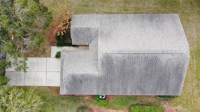 BEAUTIFULLY REMODELED .. MUST SEE!!  Welcome to the highly on Kings Ridge Golf Club in Florida - for sale on GolfHomes.com, golf home, golf lot