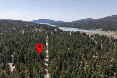 Nestled on a spacious 5,000 square foot lot, this 2-bedroom on Big Bear Mountain Ski and Golf Resort in California - for sale on GolfHomes.com, golf home, golf lot