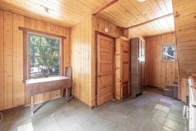 Nestled on a spacious 5,000 square foot lot, this 2-bedroom on Big Bear Mountain Ski and Golf Resort in California - for sale on GolfHomes.com, golf home, golf lot