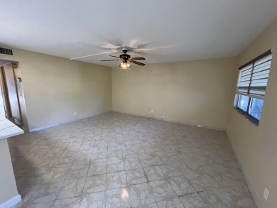 Luxurious ground floor 2/2 updated/renovated unit in Tuscany F on Kings Point Golf -Flanders Way in Florida - for sale on GolfHomes.com, golf home, golf lot