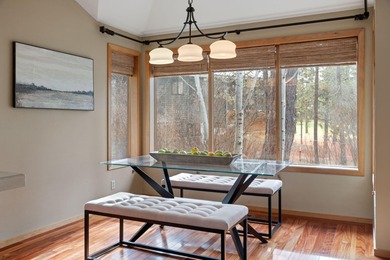 Welcome to your Sunriver retreat! This beautiful 3-bedroom on  in Oregon - for sale on GolfHomes.com, golf home, golf lot