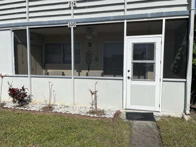 Luxurious ground floor 2/2 updated/renovated unit in Tuscany F on Kings Point Golf -Flanders Way in Florida - for sale on GolfHomes.com, golf home, golf lot