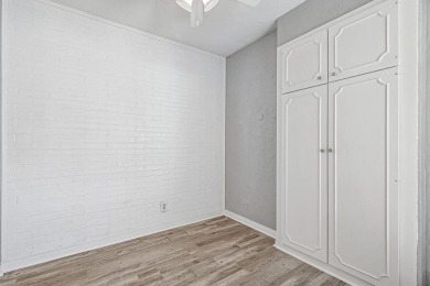 Fall in love with this updated 2nd (top) floor 1 bedroom 1 bath on Prestonwood Country Club - Dallas County in Texas - for sale on GolfHomes.com, golf home, golf lot
