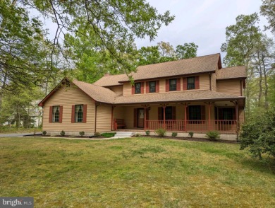 You are going to love this 4-5 bedroom home that sits on 1 acre on Prospect Bay Country Club in Maryland - for sale on GolfHomes.com, golf home, golf lot