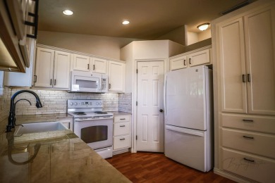 Beautiful, updated home in Sun River. The premier Lifestyle on Sunriver Golf Club in Utah - for sale on GolfHomes.com, golf home, golf lot