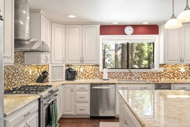 Exceptional Lakeview Retreat in Lake Almanor Country Club - A on Lake Almanor Country Club in California - for sale on GolfHomes.com, golf home, golf lot