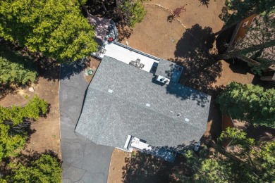 Exceptional Lakeview Retreat in Lake Almanor Country Club - A on Lake Almanor Country Club in California - for sale on GolfHomes.com, golf home, golf lot