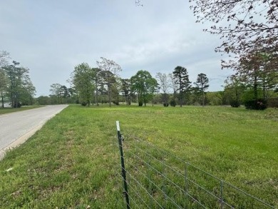 Excellent property to build on, all utilities are at the street on Holiday Island Golf Course in Arkansas - for sale on GolfHomes.com, golf home, golf lot