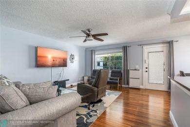 MINT! This superbly renovated and inviting 2bd/2ba condo is on Kings Point Golf -Flanders Way in Florida - for sale on GolfHomes.com, golf home, golf lot