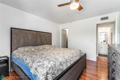 MINT! This superbly renovated and inviting 2bd/2ba condo is on Kings Point Golf -Flanders Way in Florida - for sale on GolfHomes.com, golf home, golf lot
