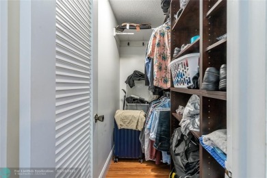 MINT! This superbly renovated and inviting 2bd/2ba condo is on Kings Point Golf -Flanders Way in Florida - for sale on GolfHomes.com, golf home, golf lot