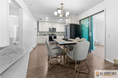 Welcome to the desirable Clearbrook 55+ community, where easy on Clearbrook Golf Club in New Jersey - for sale on GolfHomes.com, golf home, golf lot