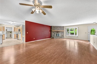 Discover a blend of nature and comfort in this 2 level home on Bella Vista Country Club - Berksdale in Arkansas - for sale on GolfHomes.com, golf home, golf lot