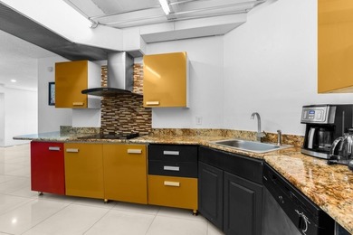 Bright 3/2 corner condo offering golf course living in Inverrary on Inverrary Country Club in Florida - for sale on GolfHomes.com, golf home, golf lot