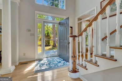 CAN'T BEAT THIS LOCATION situated on the 18th fairway of on Braelinn Golf Club in Georgia - for sale on GolfHomes.com, golf home, golf lot