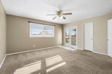 Welcome to this inviting single story home at 1980 E Smith in on Bill and Payne Stewart Golf Course  in Missouri - for sale on GolfHomes.com, golf home, golf lot