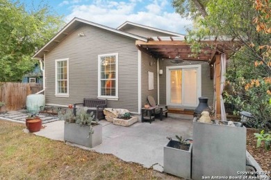 This beautifully remodeled 3-bedroom, 2-bathroom home is a rare on Brackenridge Park Golf Course in Texas - for sale on GolfHomes.com, golf home, golf lot