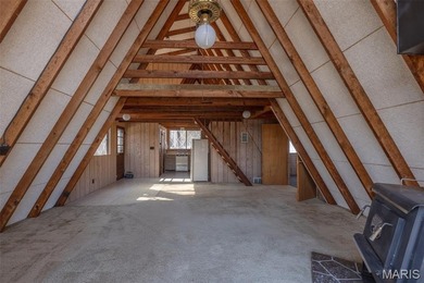 *Seller welcomes backup offers and requests continued showings.
 on Innsbrook Resort Golf Course in Missouri - for sale on GolfHomes.com, golf home, golf lot