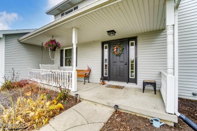 Welcome to this beautiful 2 story located in Country Club Hills/ on Lost Creek Country Club in Ohio - for sale on GolfHomes.com, golf home, golf lot