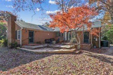 Location! Location! Location! This 3-bedroom sprawling rancher on James River Country Club in Virginia - for sale on GolfHomes.com, golf home, golf lot