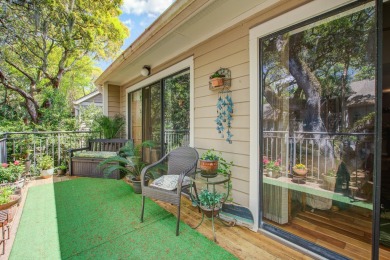 This 1-bedroom, 2-bathroom upper level unit is the perfect on The Seabrook Island Club in South Carolina - for sale on GolfHomes.com, golf home, golf lot
