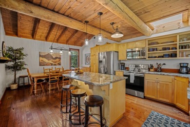 Welcome to 10% ownership in a beautifully updated Wildflower on Sunriver Woodlands Golf Course in Oregon - for sale on GolfHomes.com, golf home, golf lot